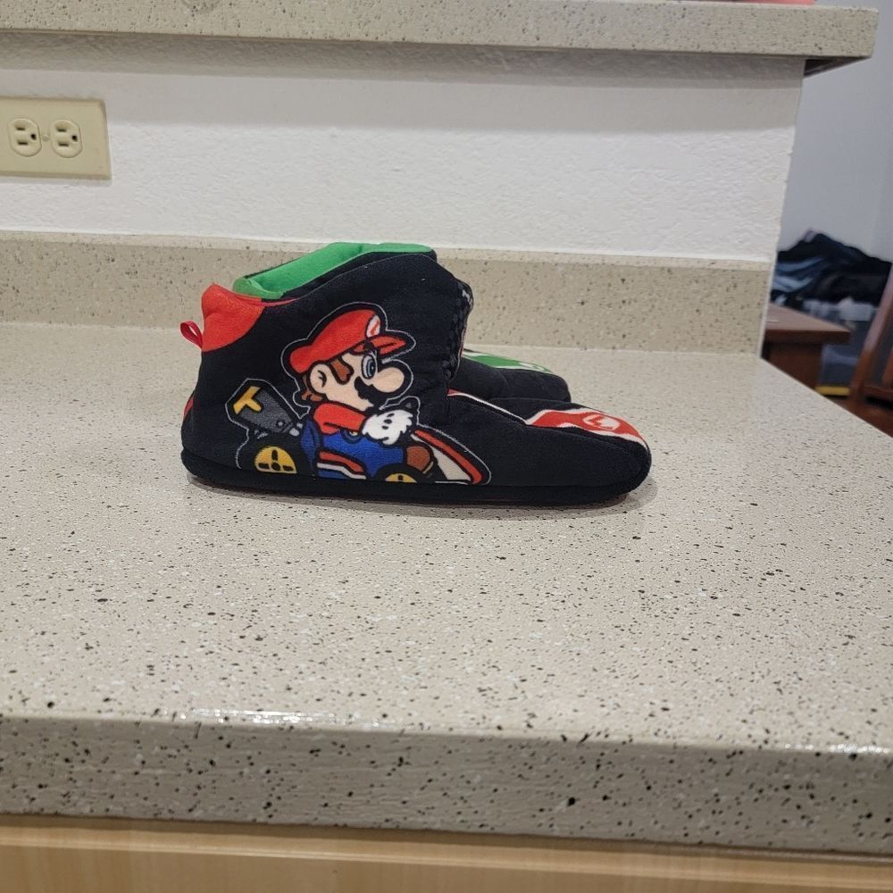 Youth Kids Super Mario Kart Comfy Colorful Slippers Size 4-5